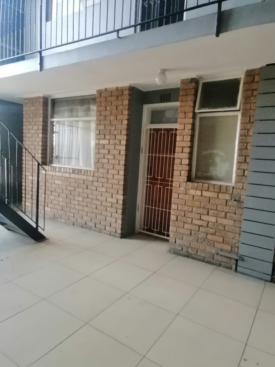 2 Bedroom Property for Sale in Avondale Western Cape